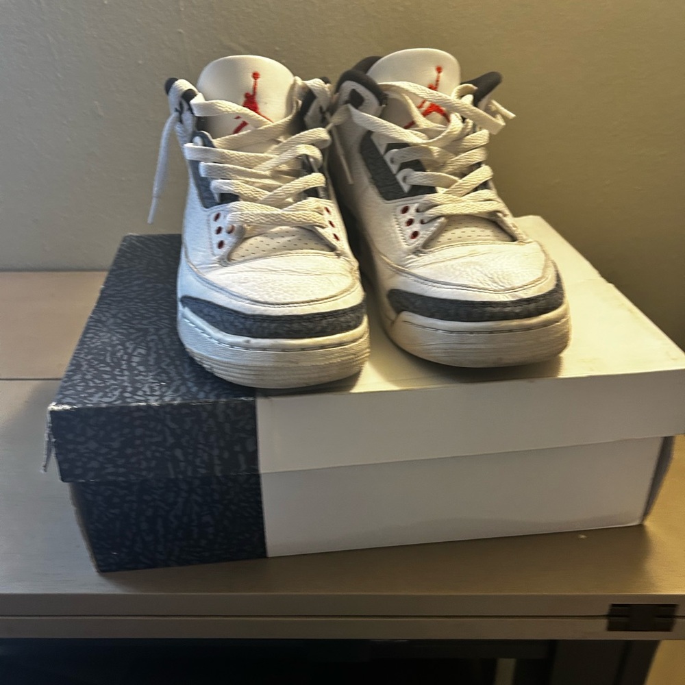 JORDAN 3 RETRO DENIM FIRE RED